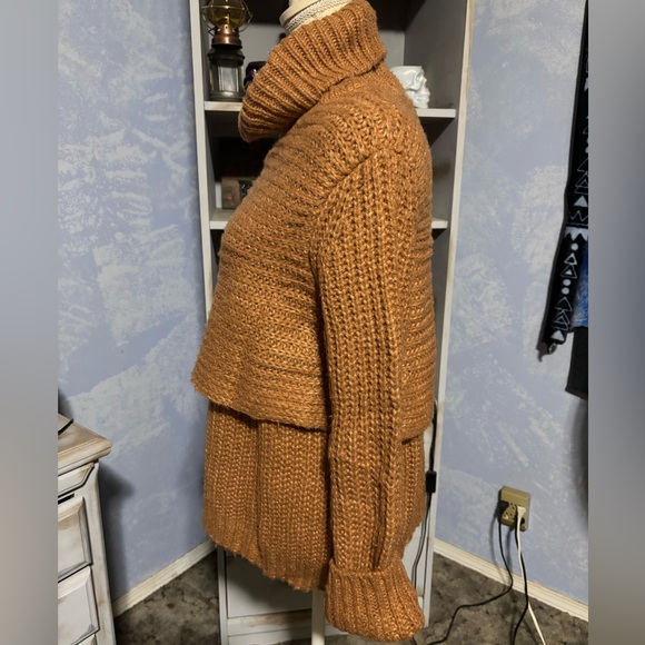Mason Camel turtle Neck Sweater knit designer large #cottage core #knit - Picture 10 of 14